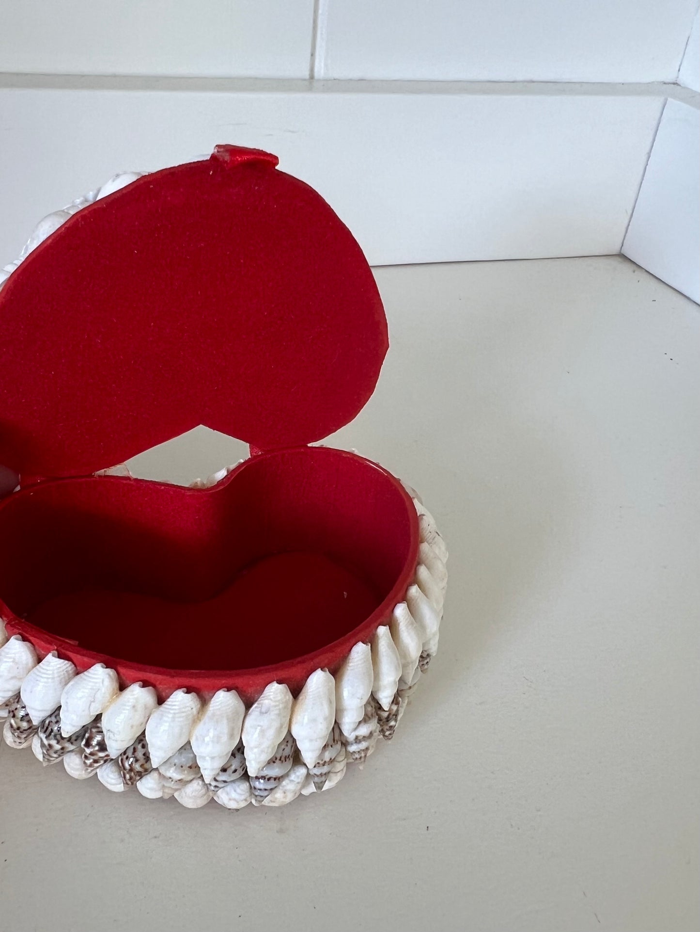 Heart Shell box